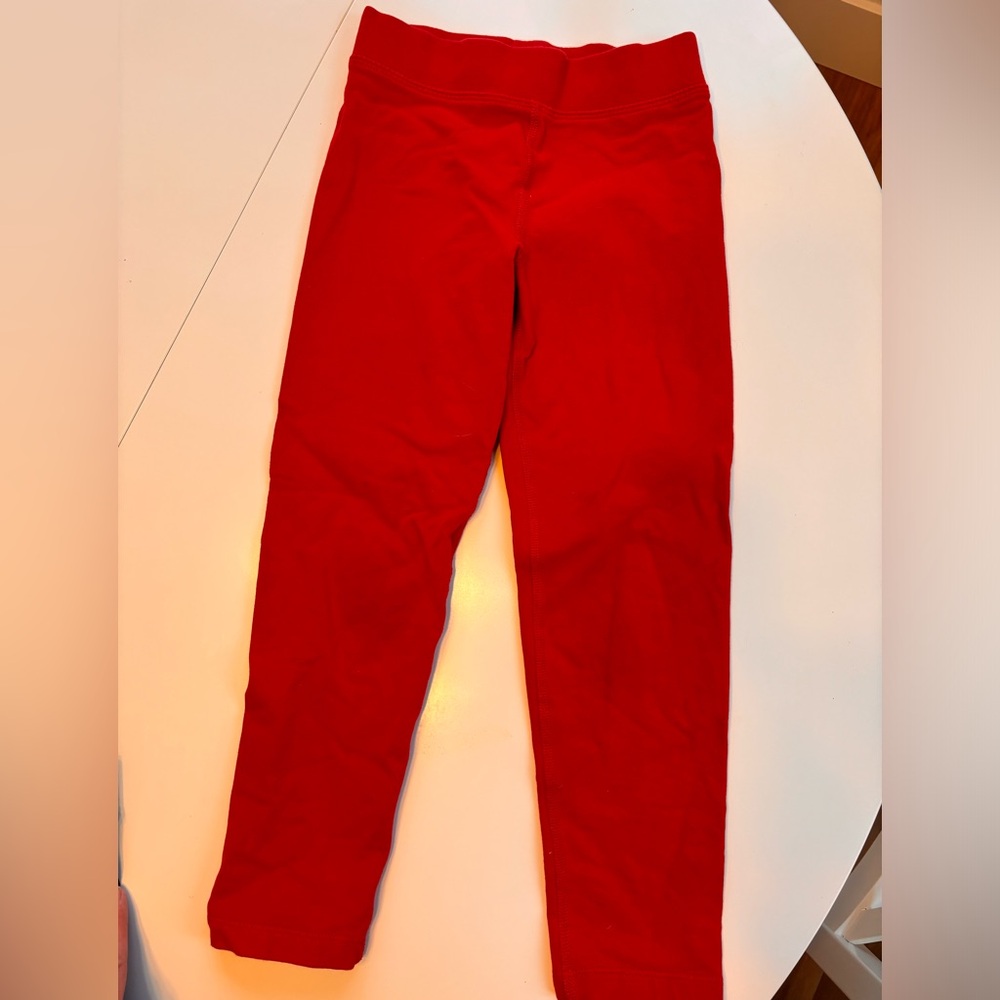 Excellent used condition leggings. Smoke free home.